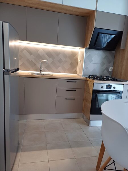 Drumul Taberei, Moghioros Rezidence,